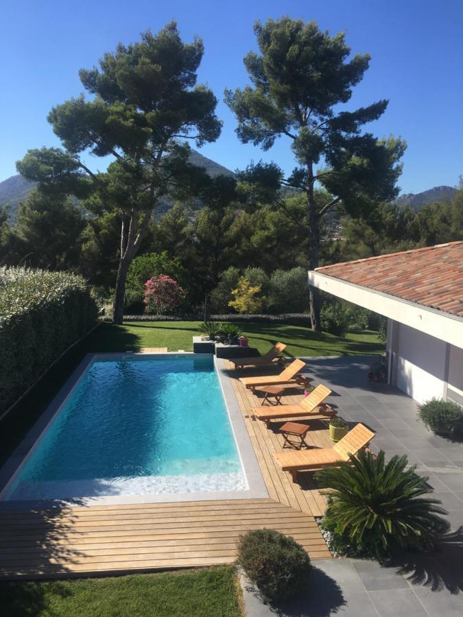 Suite indépendante standing, terrasse arborée et parking privé discret dans villa contemporaine avec piscine. La Valette-du-Var Extérieur photo